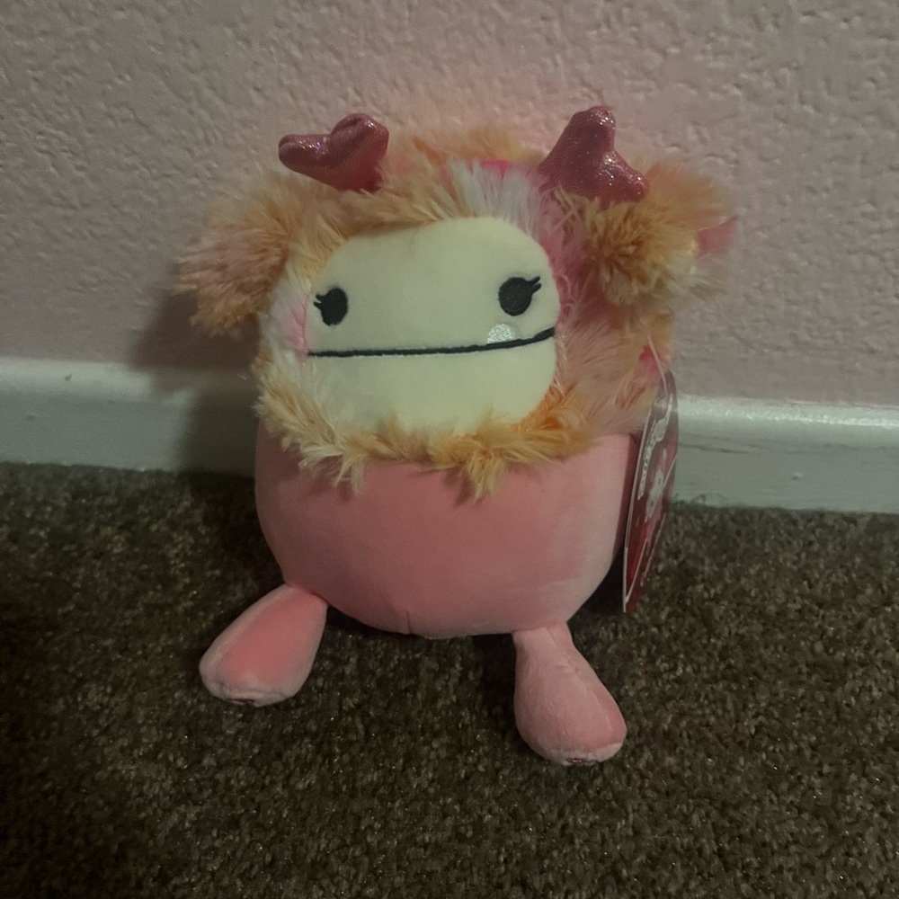 HTF Caparinne the Valentine Day Bigfoot 5” Squishmallow